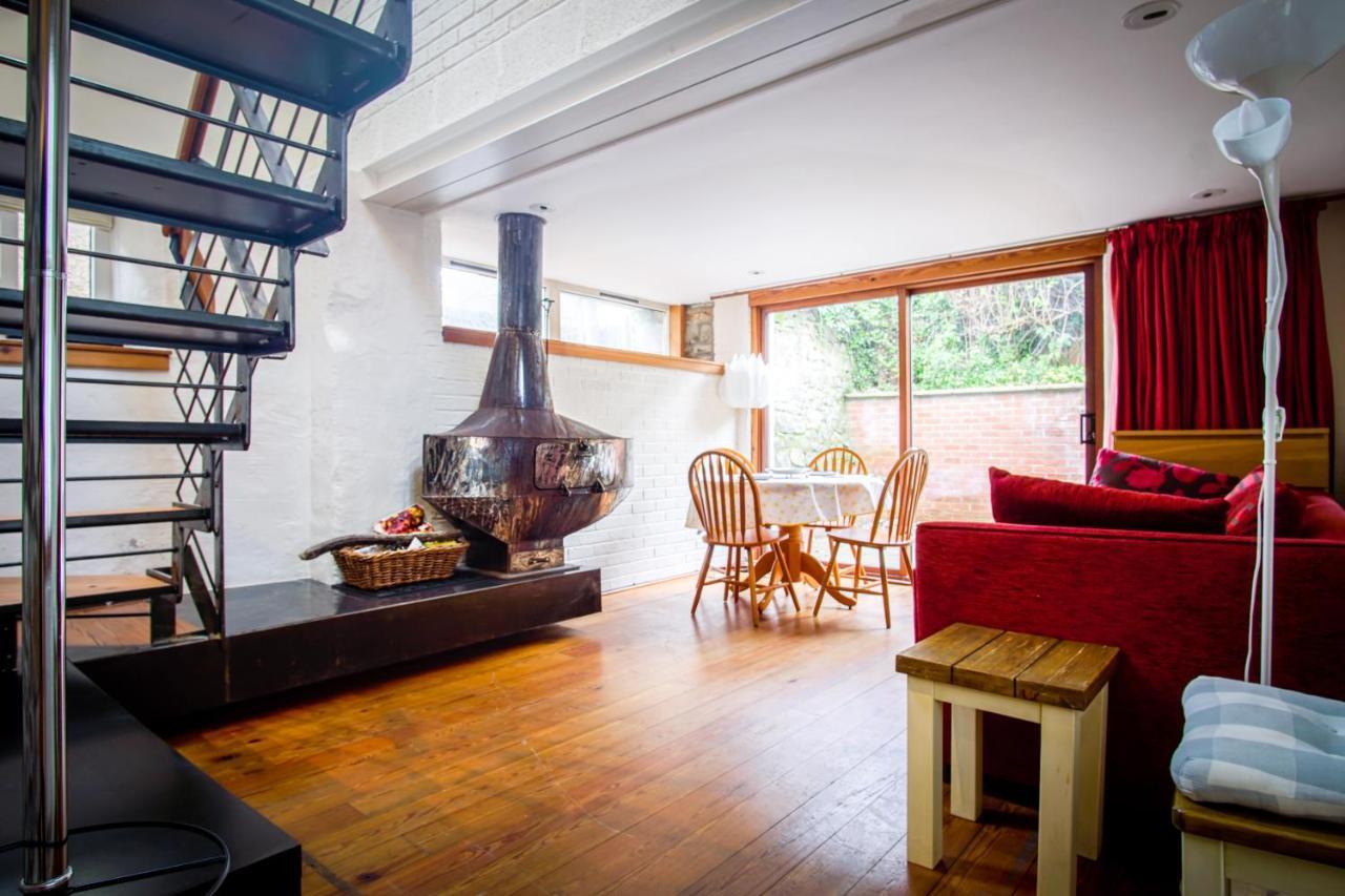 2 Bedroom Characterful Semi-Detached House, Enviably Located With Balcony And Terrace Сент-Андрус Экстерьер фото